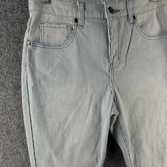 Carve Designs Jeans Women Size 6 Striped Blue White Stretch Adult ACTL 28 - Picture 2 of 16